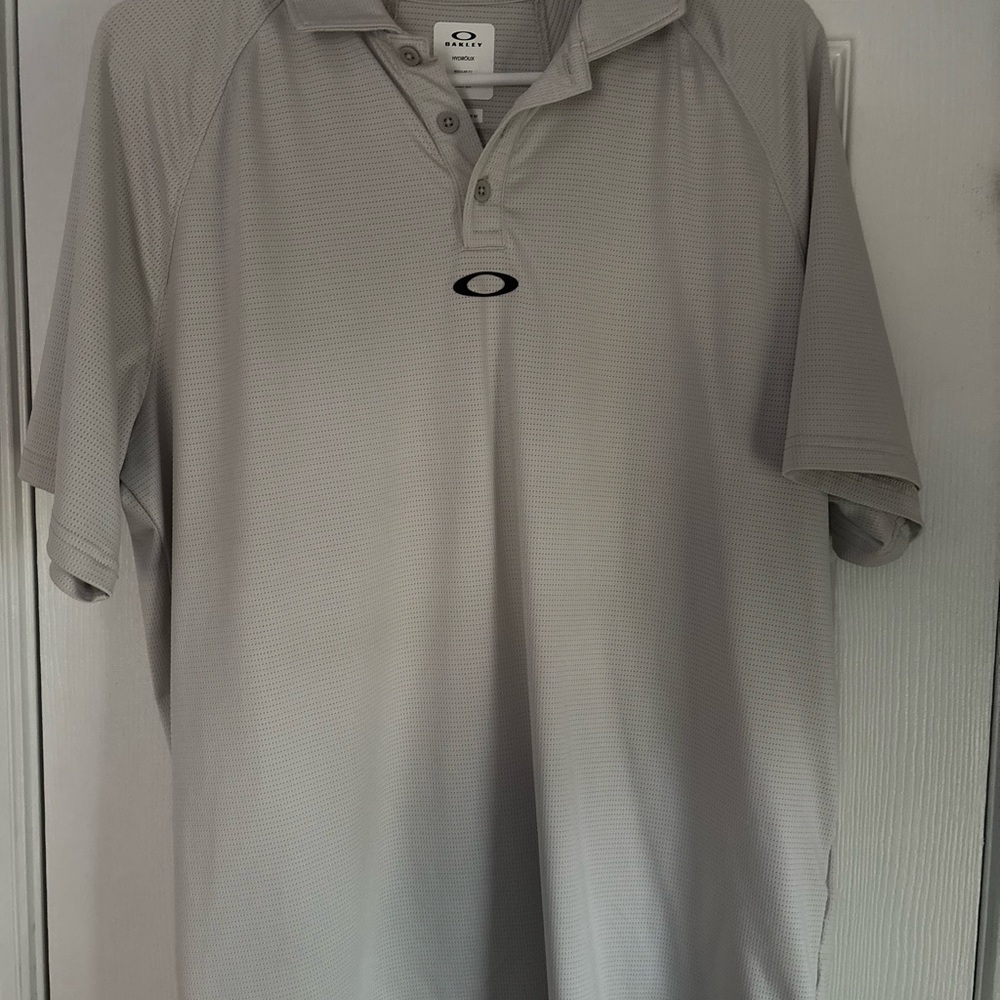Oakley Men's Light Gray Polo Shirt